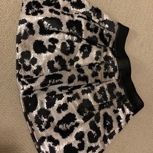 Brocade mini skirt black and silver